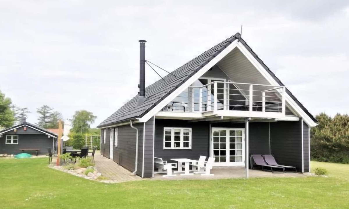 Østerskov House | "Laurie" - 150m from the sea by Interhome