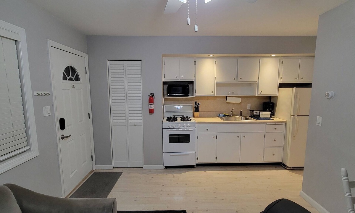 Ortley Beach Condo | LAVALLETTE OCEAN BLOCK SUMMER 2026!