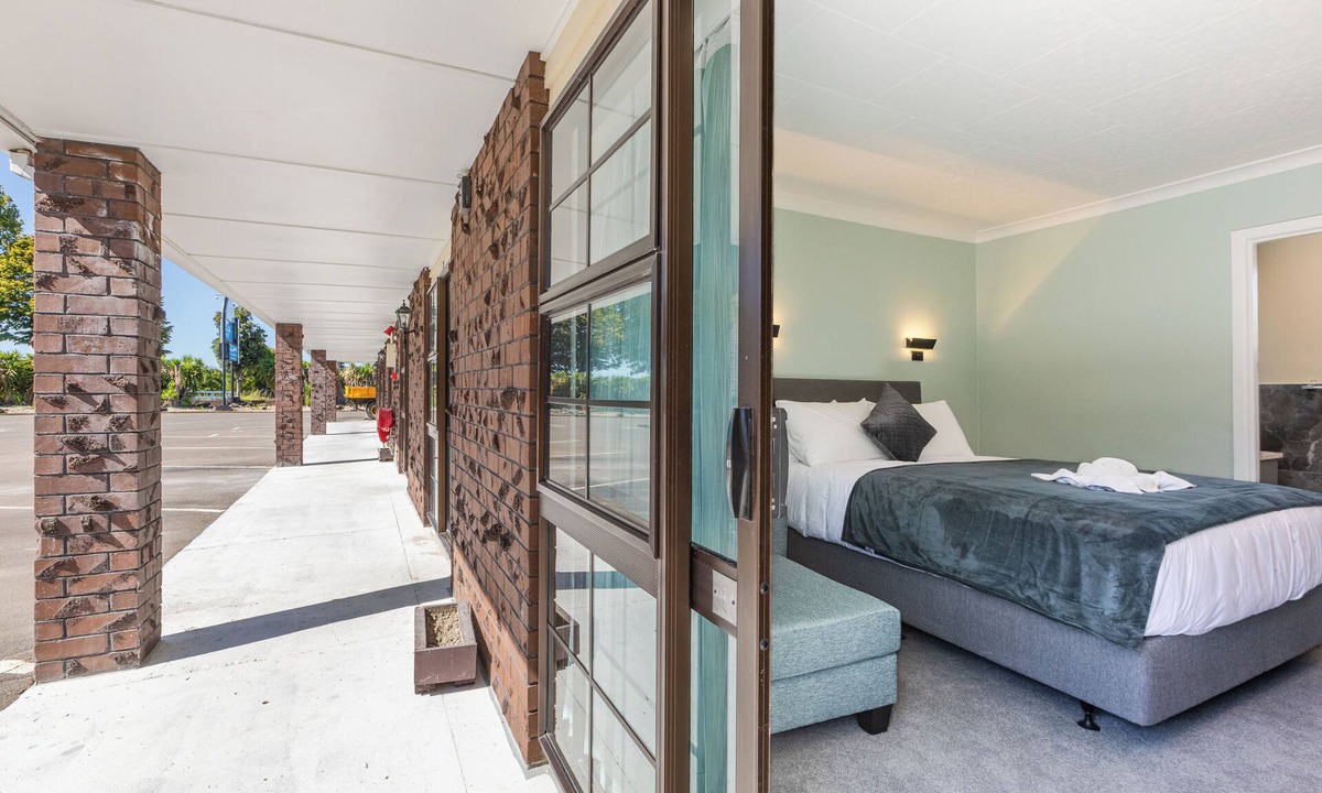 Hastings Hotel | Lavana Motels