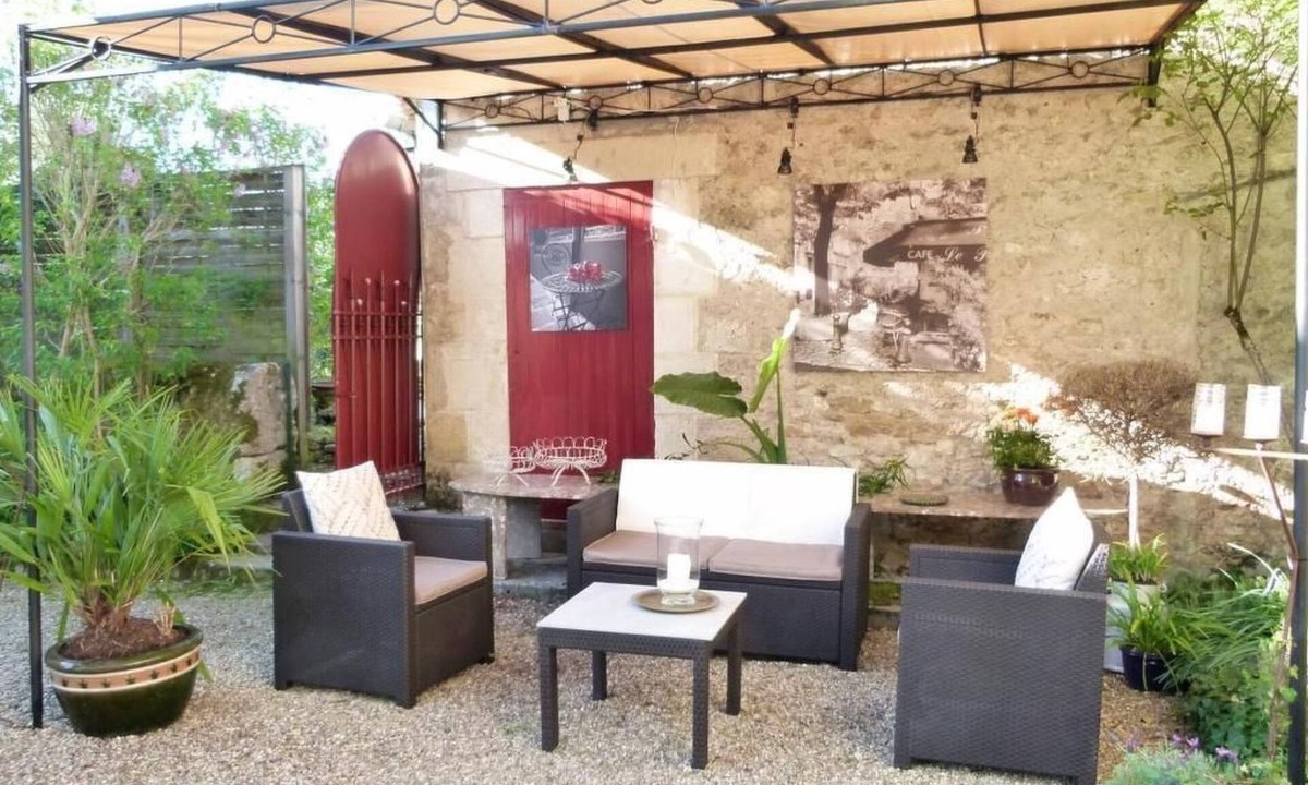 Gensac House | Lavendel by Interhome