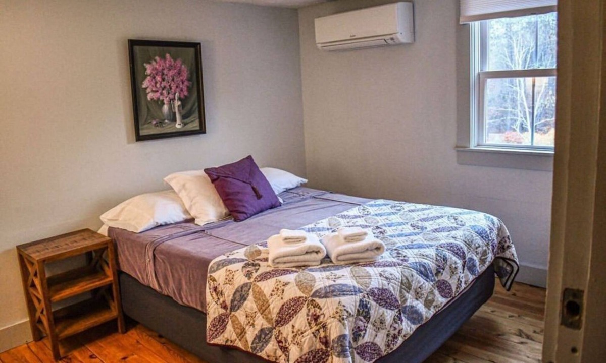 Goshen House | Lavender/Brook Road Inn