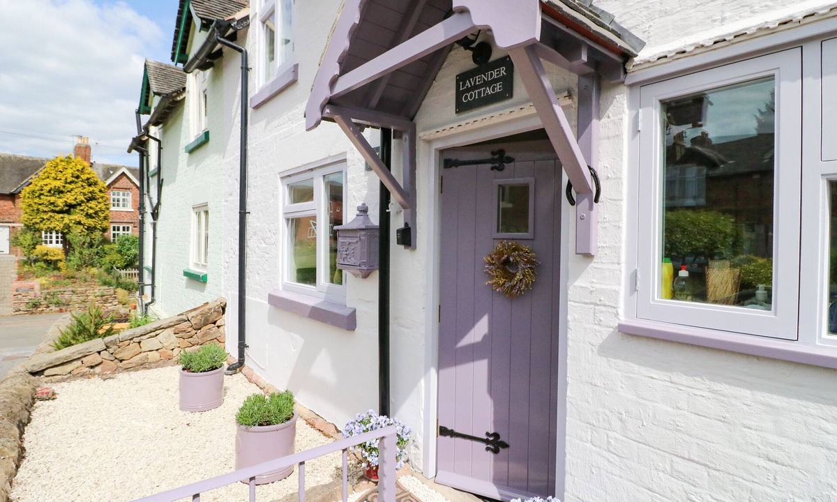 Ilkeston Cottage | Lavender Cottage