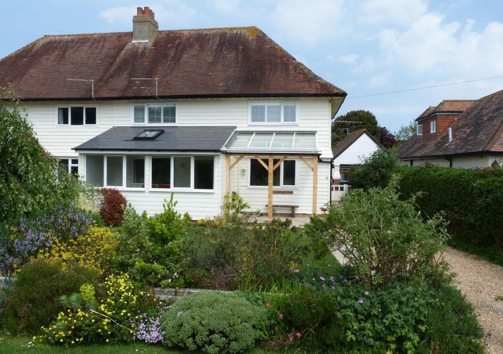 Middleton-on-Sea House | Lavender Cottage