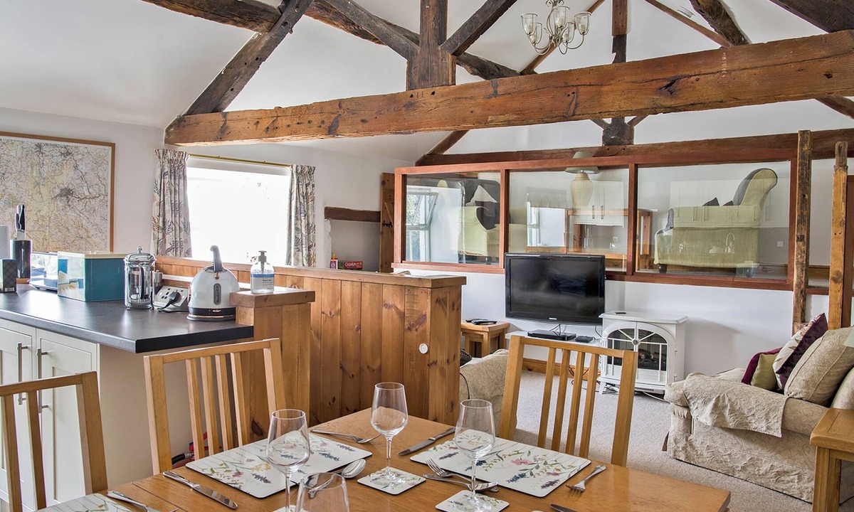 Buxton Cottage | Lavender Cottage - UK4061