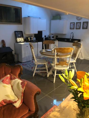 Jackfield House | lavender house