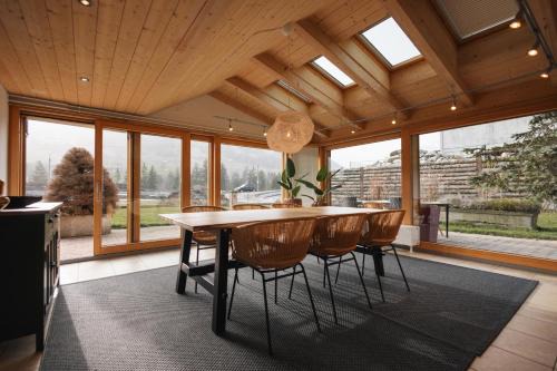 Reichenbach im Kandertal Apartment | LaVida Peak Mountain Ski Retreat Frutigen & Adelboden, free parking