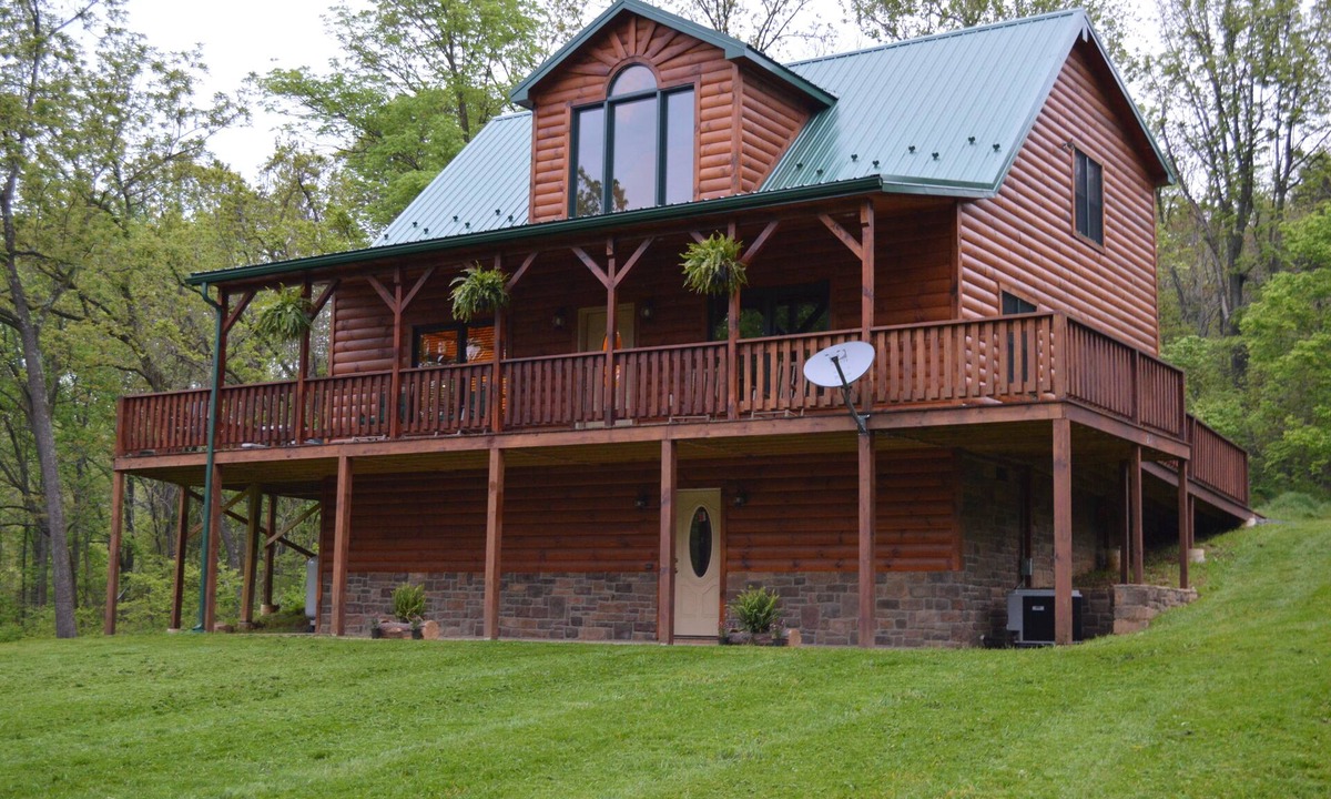 Luray Cabin | Lazy Bear Lodge VA :)