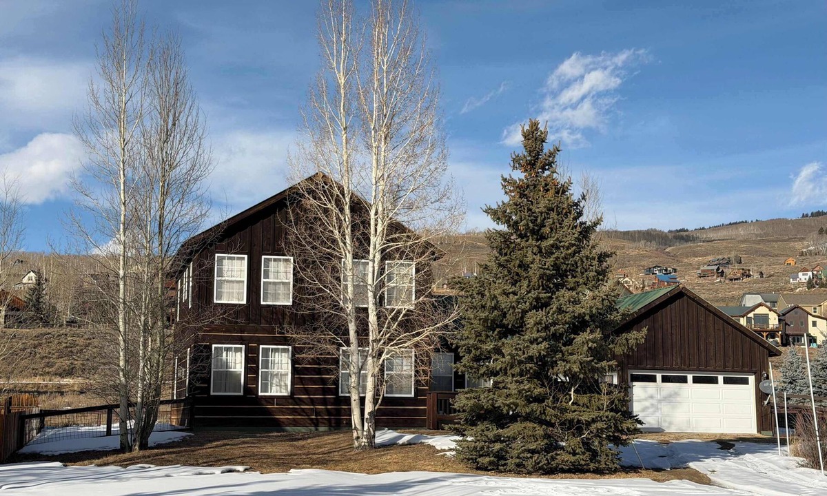 Crested Butte South House | Lazy C House-pet friendly in a quiet neighborhood
