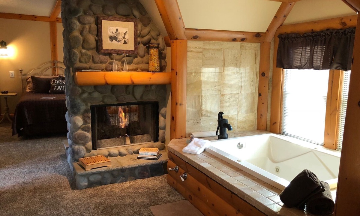 Lake Geneva Bed & Breakfast | Lazy Cloud