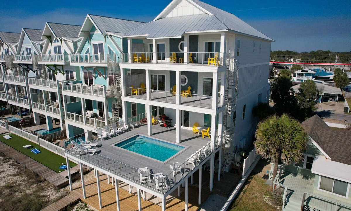 Bel Air House | Lazy Coconut | Private Beach Access Retreat