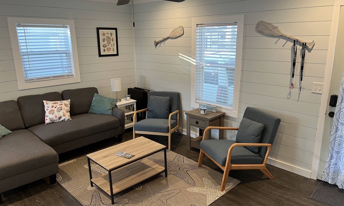 Myrtle Beach Cottage | Lazy Days Cozy Cottage Ocean Lakes