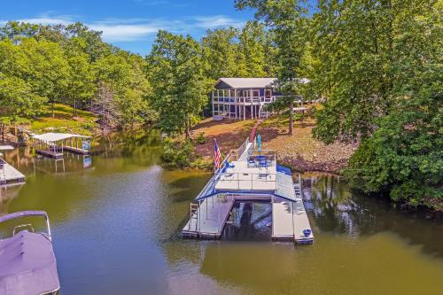 Jasper House | Lazy Daze