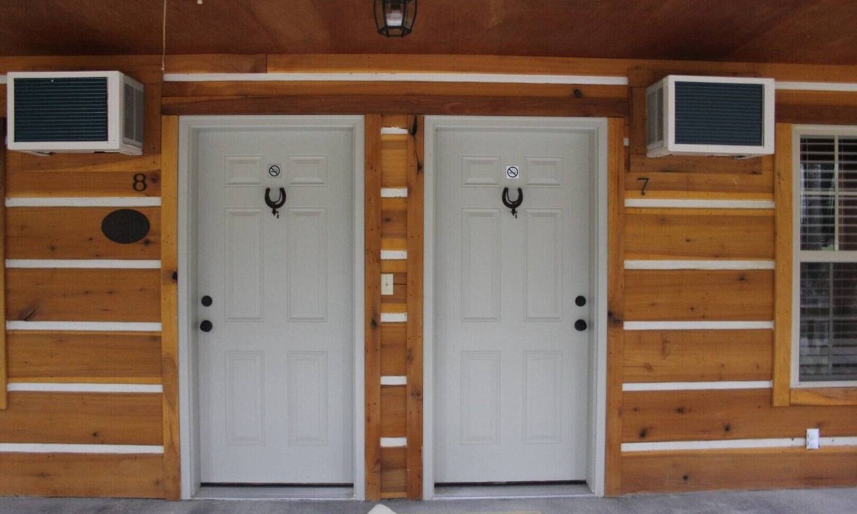 Joppa Cabin | Lazy G Cabin #7 (Duplex)