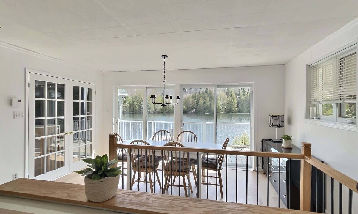Amherst Ski Chalet | Lazy Lake chalet - Lakeside paddle
