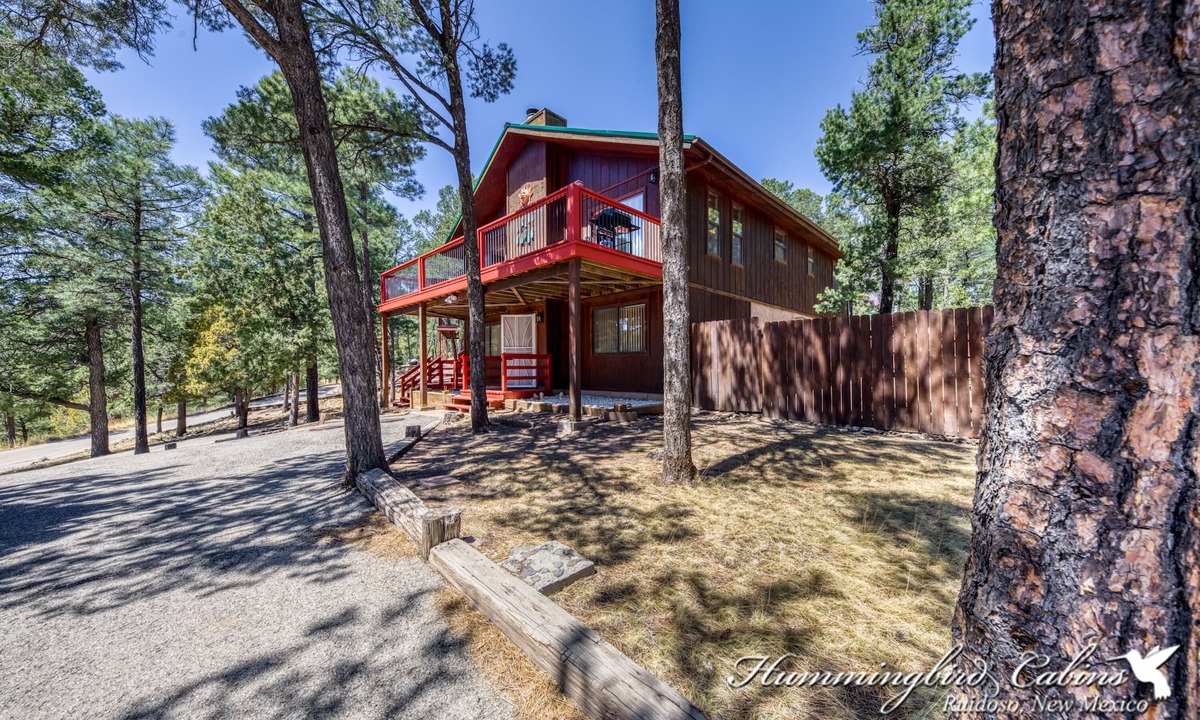 Ruidoso Cabin | Lazy Moose Lodge | Cozy Lodge Escape w/Fireplace & Pet-Friendly Comfort