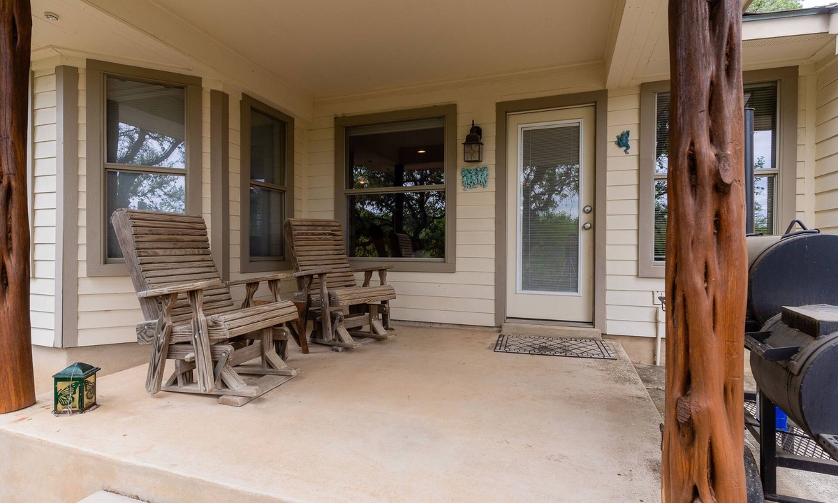 Uvalde County House | Lazy S - NEW to our portfolio