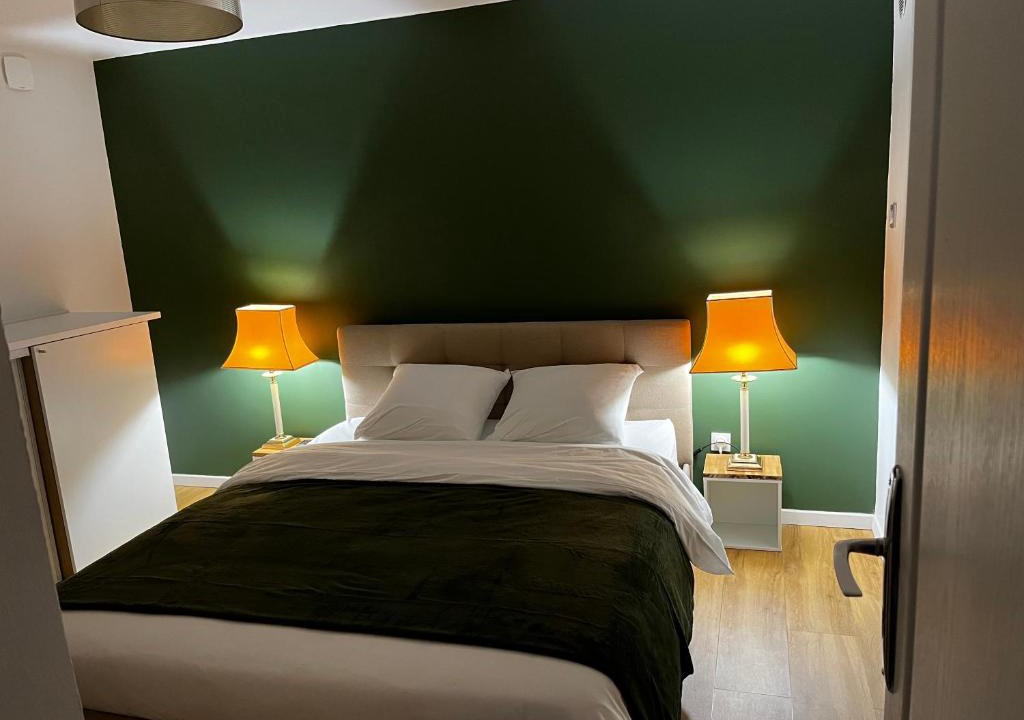 Mantes-la-Ville Apartment | LCY Home - Superbe appartement de plain pied
