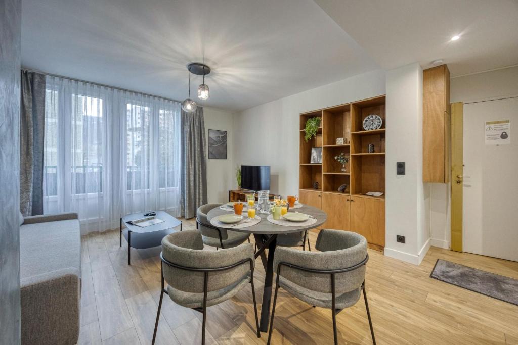 Fontaine Apartment | Le 18 Prévost - Square