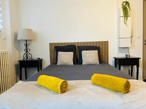 Caen City Centre Apartment | Le 2 - Grand studio Caen Centre Port de plaisance