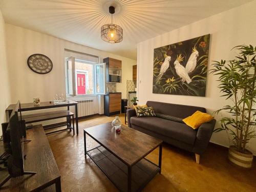 Bourgoin-Jallieu Apartment | Le 29, Proche centre, Netflix