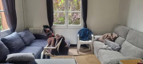 Neuvy-sur-Loire Apartment | le 52 guesthouse