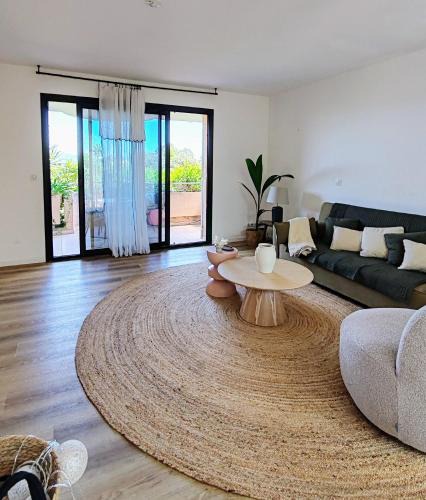 Villeneuve-Loubet Apartment | Le 95 Coté Sud