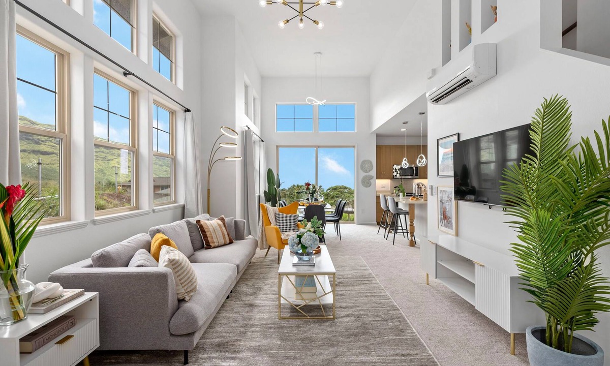 Makaha Valley House | Le'ale'a by AvantStay | Ocean + Mountain Views!