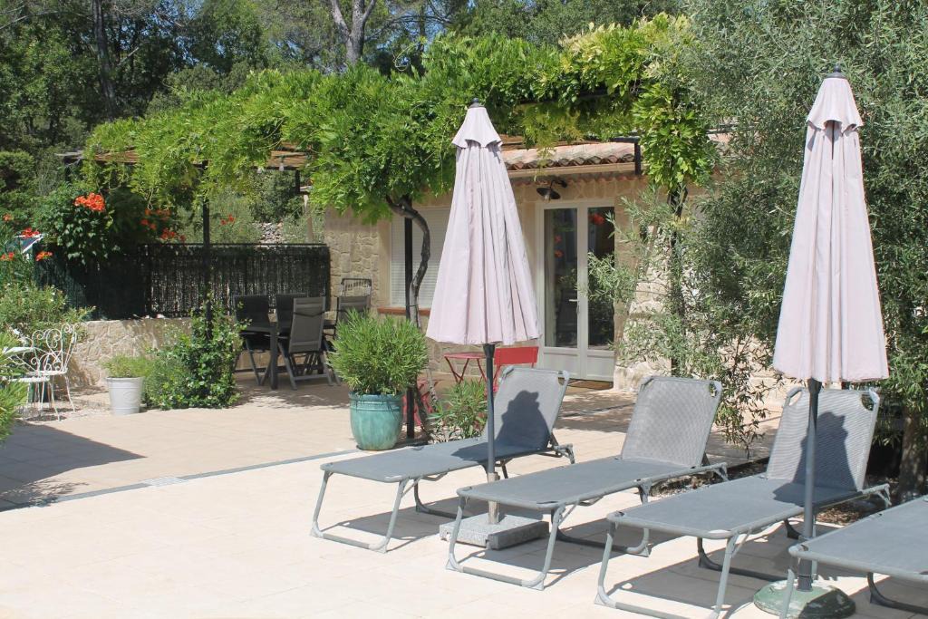 Saint-Maximin-la-Sainte-Baume House | Le bonheur au soleil