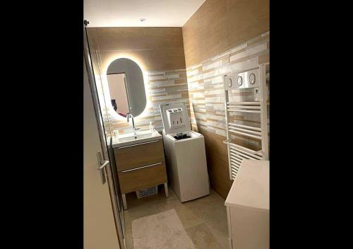 La Valsiere Apartment | Le Balcon de l'Oliveraie, Piscine, Parking, Calme
