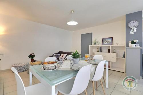 Cesson-Sevigne Apartment | Le balcon de sévigné