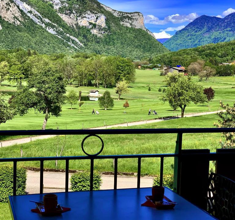 Giez Apartment | LE BALCON DU GOLF