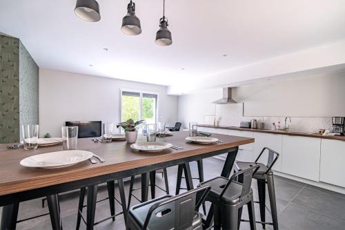 Saint-Laurent-sur-Sevre Apartment | Le Balcon de la Barbinière