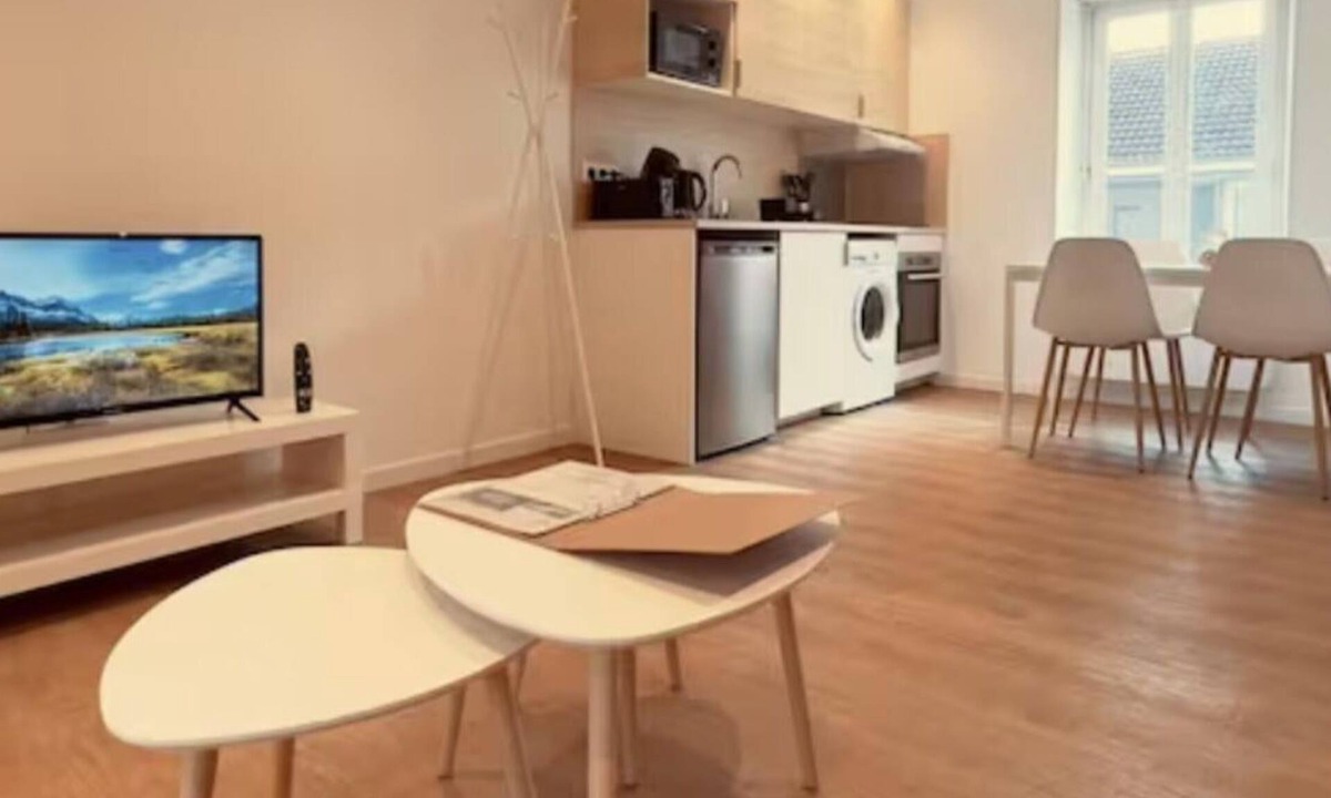 Montlucon Apartment | Le Baltique