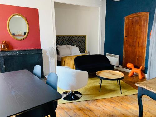 Secteur 2 Apartment | Le BARNAVE