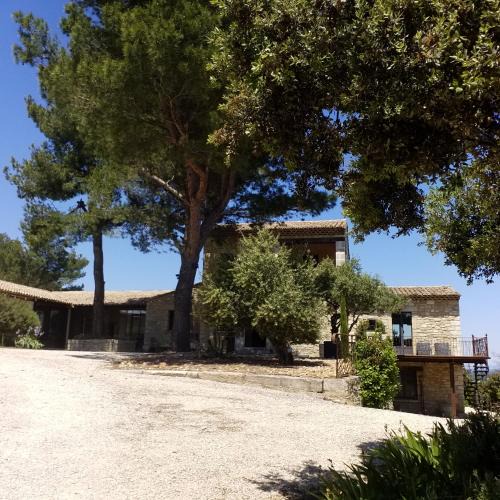Chateauneuf-de-Gadagne Villa | Le Bastion des Papes