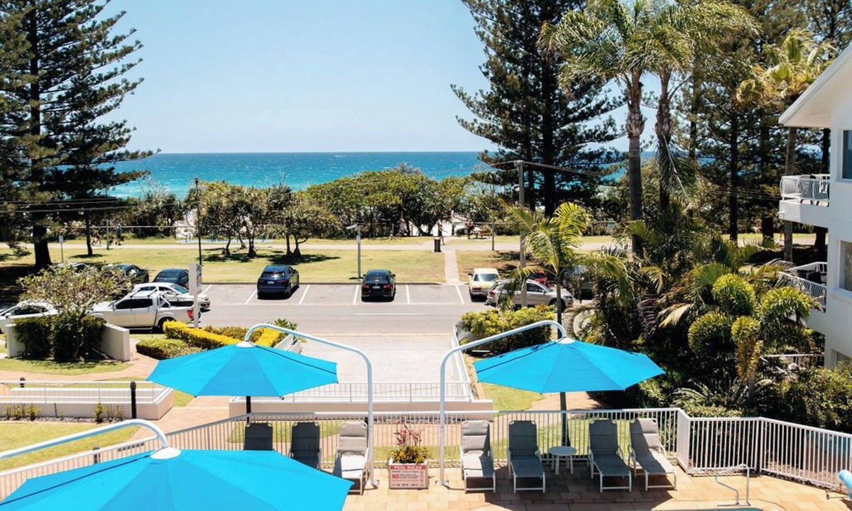 Burleigh Heads Apartment | Le Beach Apartments