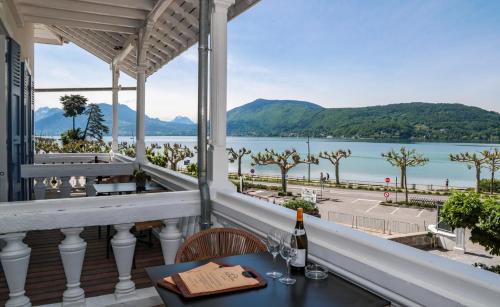 Annecy-le-Vieux Hotel | Le Bel Abri