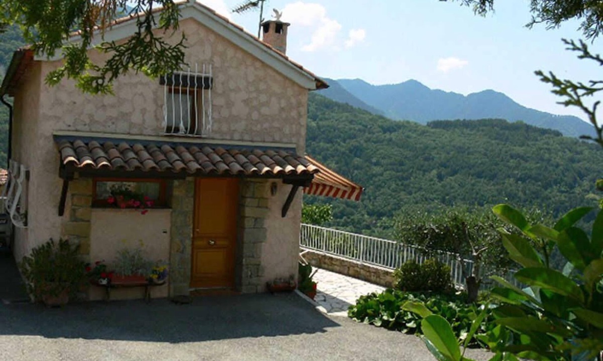 Belvedere House | Le Belvédère - BELVEDERE