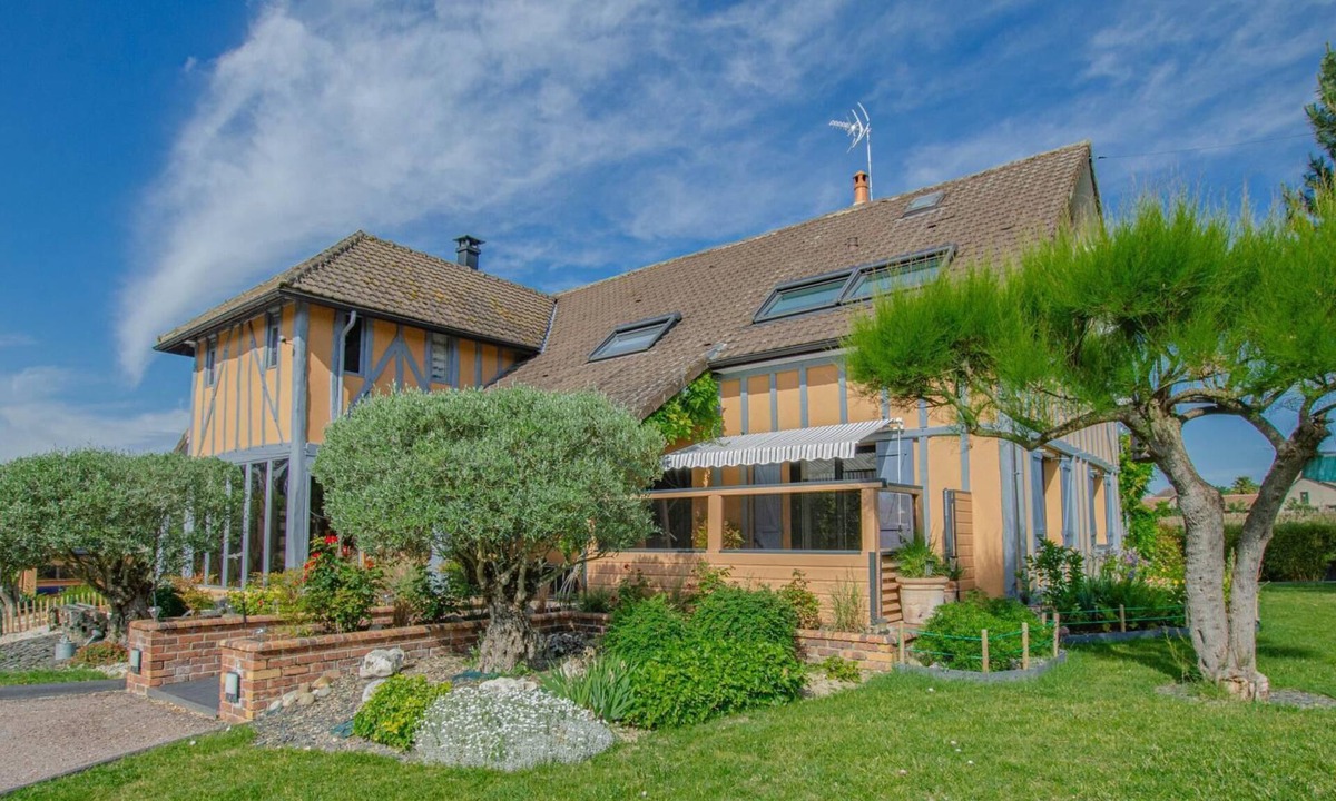 Geraudot House | Le Bivouac lake view