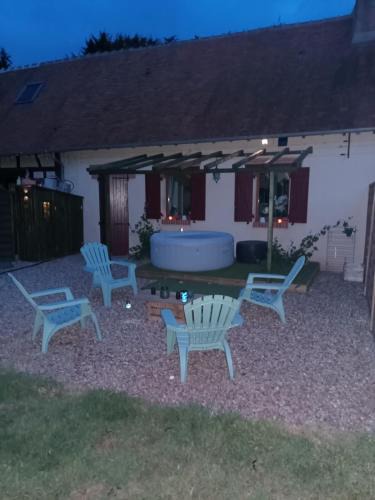 Ladon House | Le Blue Dream Arcade Bain à bulles