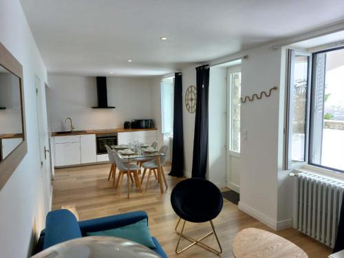Rodez Apartment | Le Bompard 50 m2 Villa Art Déco Plein centre avec jardin