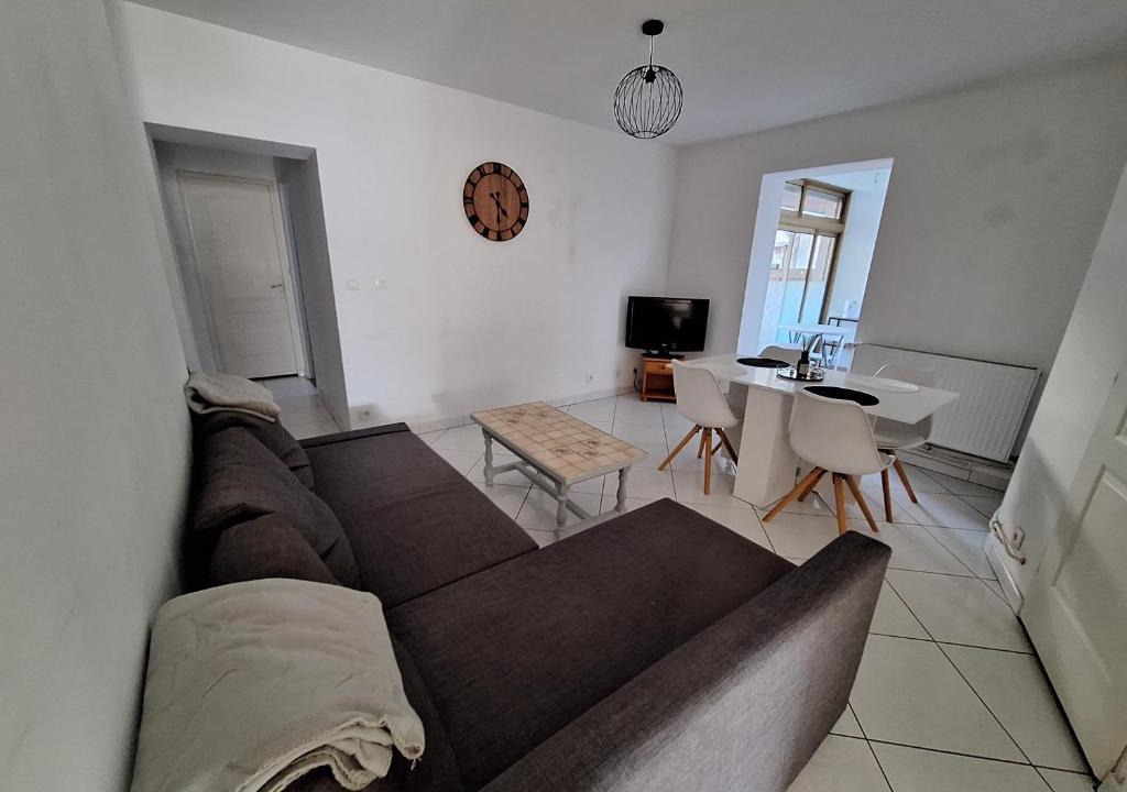 Auxonne Apartment | Le-bon-appart de plain-pied avec terrasse