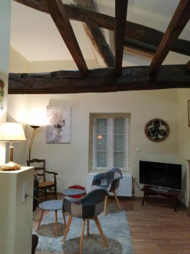 Montbard Apartment | Le Bord d'eau