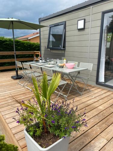 Beaujeu House | Le Bouchon de Liège