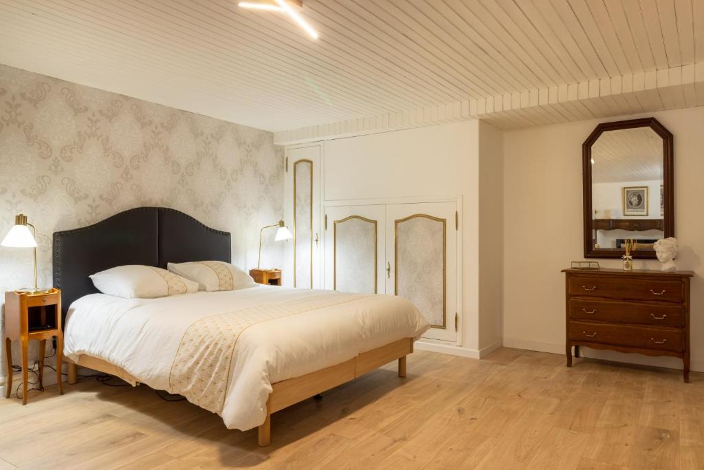 Rodez Apartment | Le Boudoir de Lilly