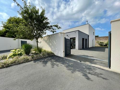 Bayeux House | Le Boudoir