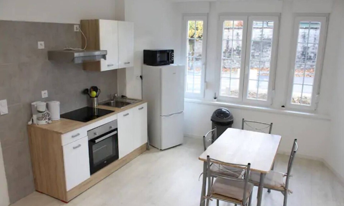 Luxeuil-les-Bains Apartment | Le Briand - F 1