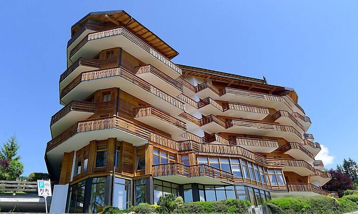 Villars-sur-Ollon Apartment | Le Bristol C36 by Interhome