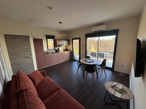 Montcornet House | Le Buchon Lodge