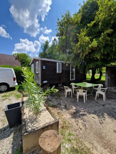 Saint-Germain-du-Bois Other | Le Bungalow